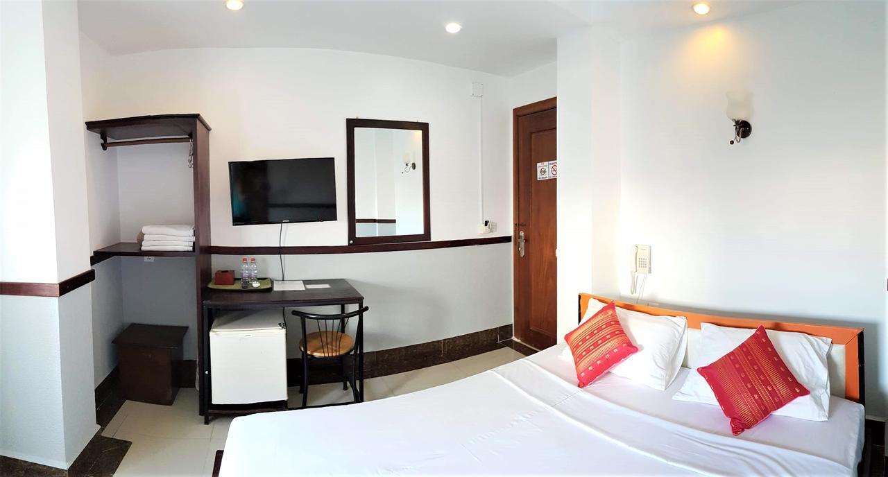 Lalune Hotel 프놈펜 외부 사진